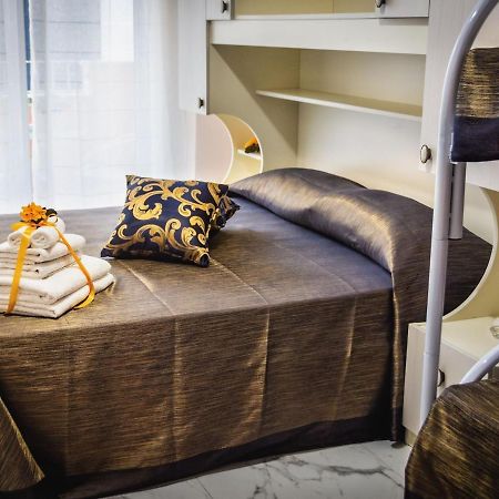 Le Colonne Bed & Breakfast รากาเล ภายนอก รูปภาพ