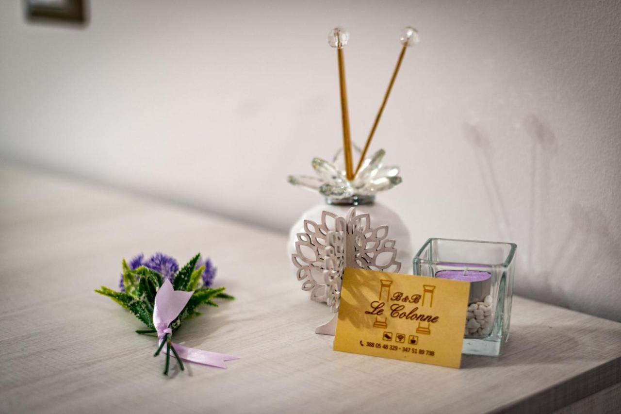 Le Colonne Bed & Breakfast รากาเล ภายนอก รูปภาพ