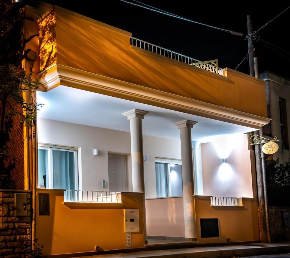 Le Colonne Bed & Breakfast รากาเล ภายนอก รูปภาพ